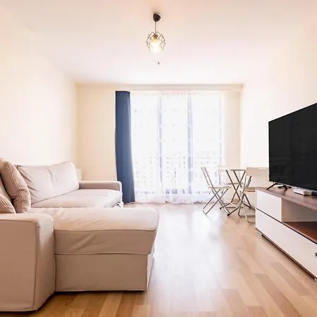 Flat Close To Metro Station And Malls In Kagithane